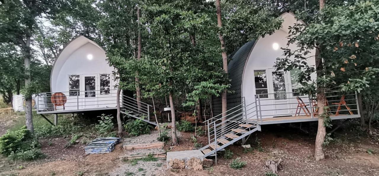 Bungalovi api-centar Gornji Milanovac Exterior foto